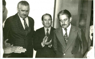 'Hildo do Toti, Mario Zucato e Chico Raimundo durante a inauguração da rodoviária em 32 de janeiro de 1997  '1977 a 1977