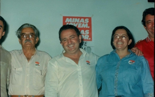 'Chico Raimundo, Diogo Ribeiro de Andrade, Eliza e Aracely de Paula em encontro político Década de 80