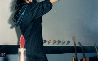 'Apresentação de número artístico, na foto fazendo a apresentação Valéria década de 90