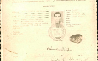 'Documento', 'Certificado', 'Reservista', 'Ministério', 'Certificado de reservista de Dalmo de Riz' década de 60