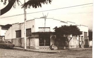 'Predio da Prefeitura Municipal de Campos Altos, hoje atual Câmara dos vereadores, localizado a Rua Maria Rita Franco  década de 60