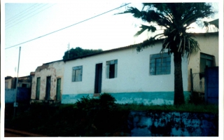 'Fachada da reisdência situada na Avenida Newton Ferreira Paiva, na cidade de Campos Altos ano 2000